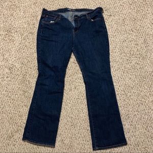 Women’s Old Navy Diva dark wash jeans